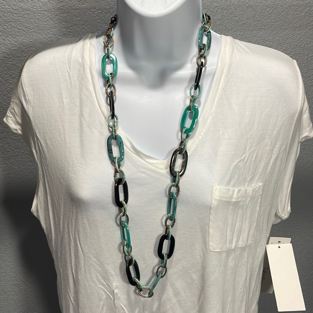 Bundle To Receive Offer! Versona Necklace